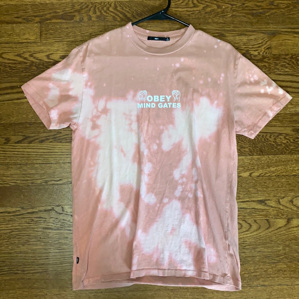 Obey T-Shirt Size Small-Lightly Used Condition